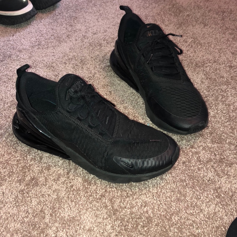 Nike Air Max 270 Triple Black